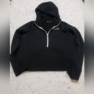 Size Large Under Armour crop sweater